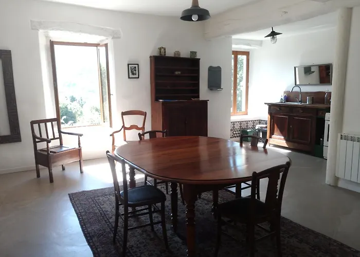 Semesterbostad La Bouriotte *